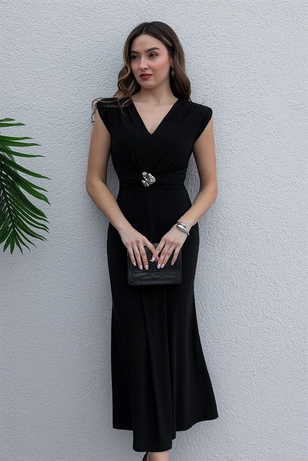 Broşlu Sandy Elbise - SİYAH