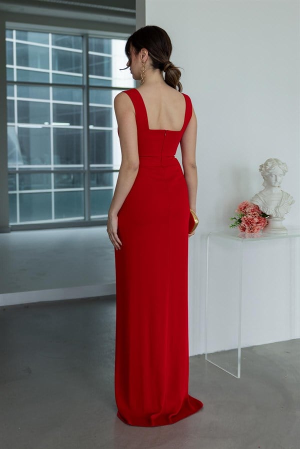 Büzgü Detaylı Kalın Askı Abiye - KIRMIZI