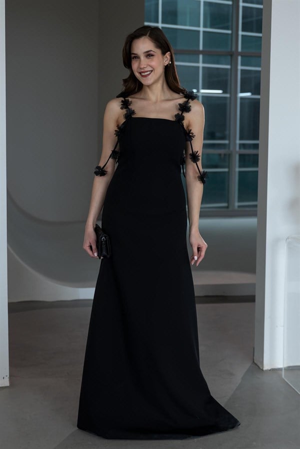 Çiçek Detay Askılı Abiye - SİYAH