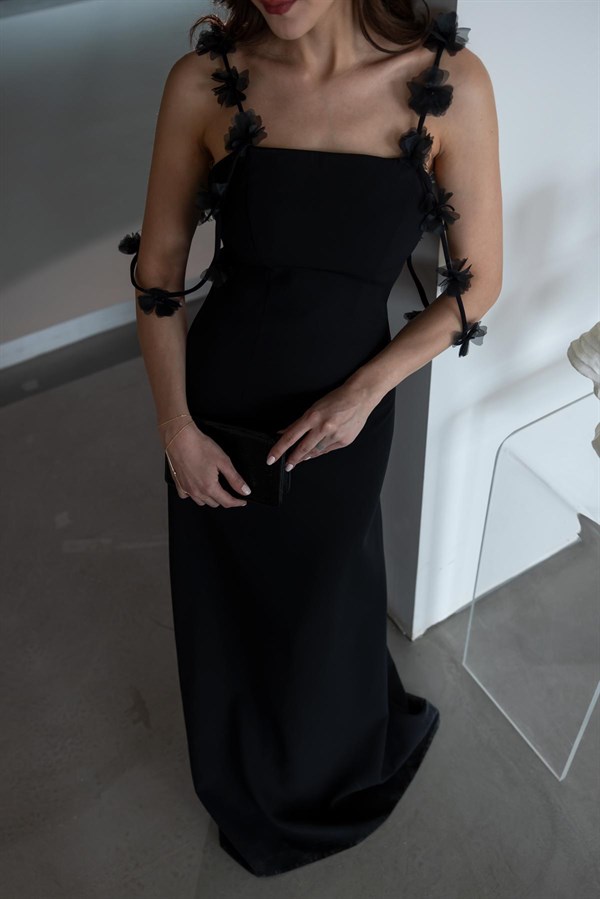 Çiçek Detay Askılı Abiye - SİYAH