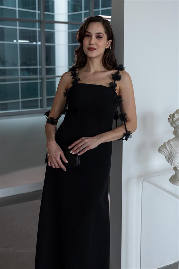 Çiçek Detay Askılı Abiye - SİYAH