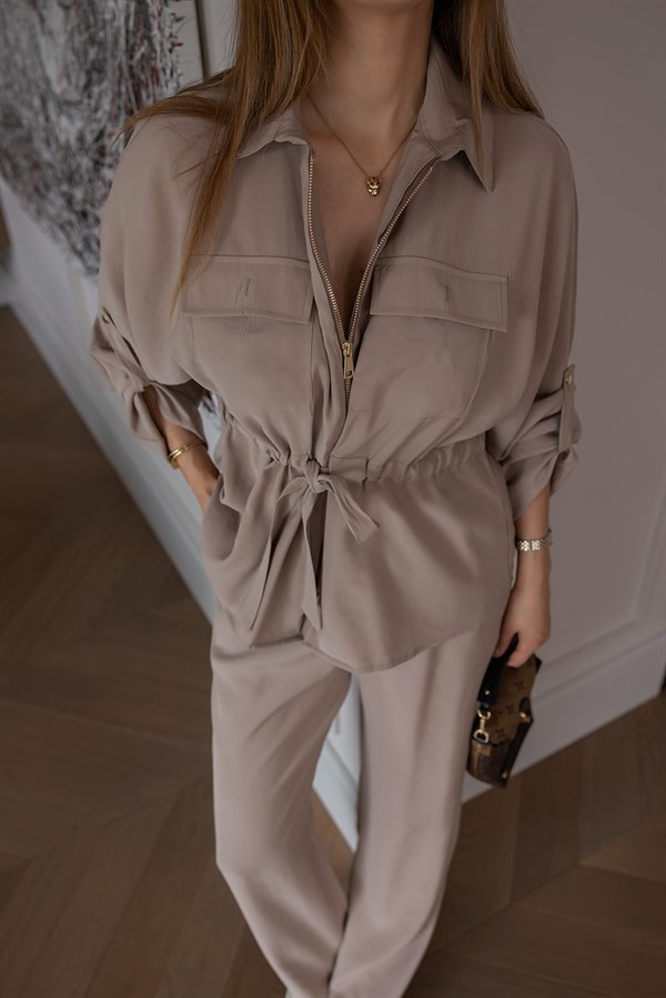 Çift Cep Fermuarlı Takım - KREM