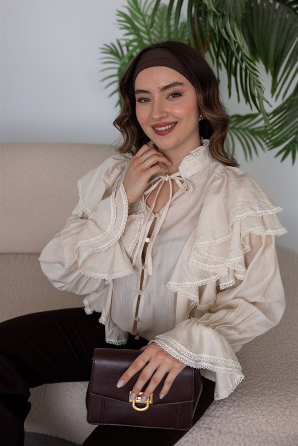 Dantel Detaylı Bluz - KREM