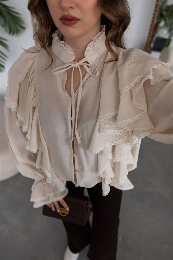 Dantel Detaylı Bluz - KREM