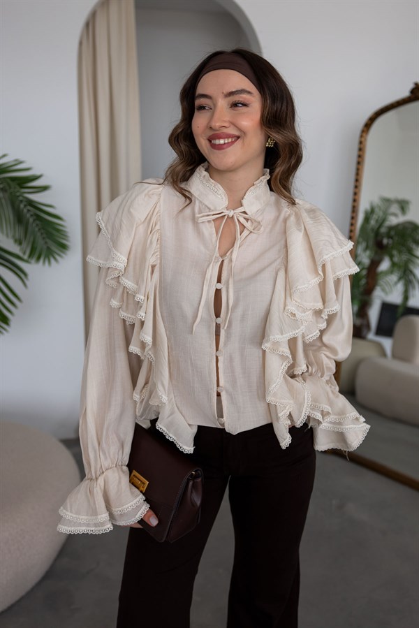 Dantel Detaylı Bluz - KREM