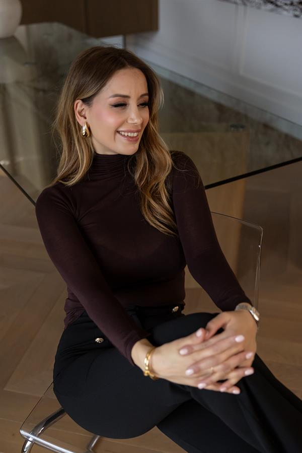 Dik Yaka Transparan Bluz - KAHVERENGİ