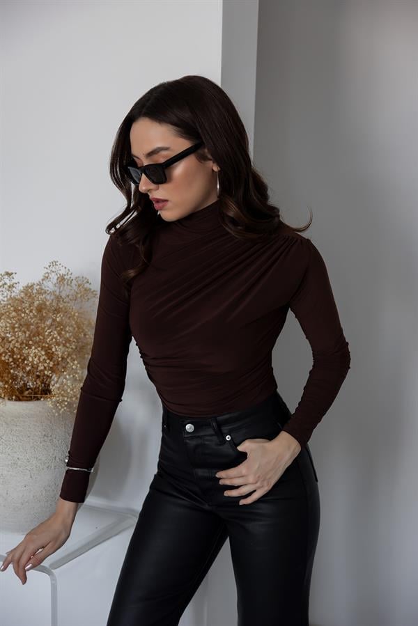 Drapeli Basic Bluz - KAHVERENGİ
