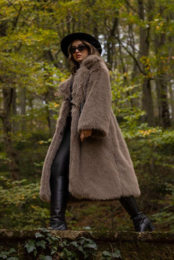 Düğme Kapamalı Kürk - VİZON