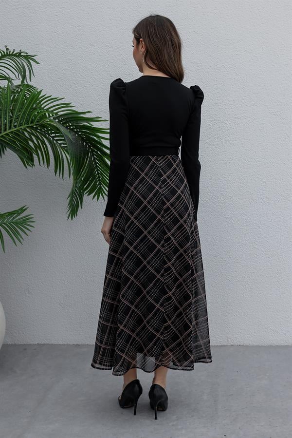 Ekose Etekli Krep Elbise - SİYAH