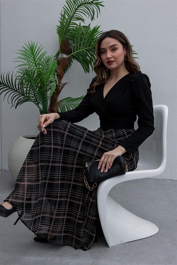 Ekose Etekli Krep Elbise - SİYAH