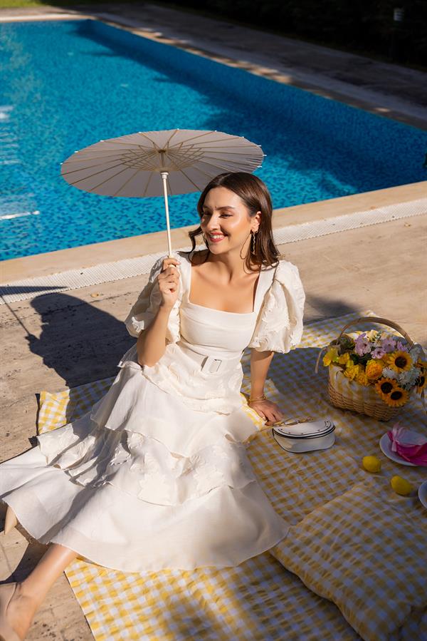 Etek Kat Tasarım Elbise - KREM