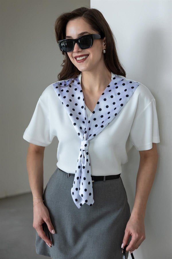 Fular Detaylı T-shirt - BEYAZ