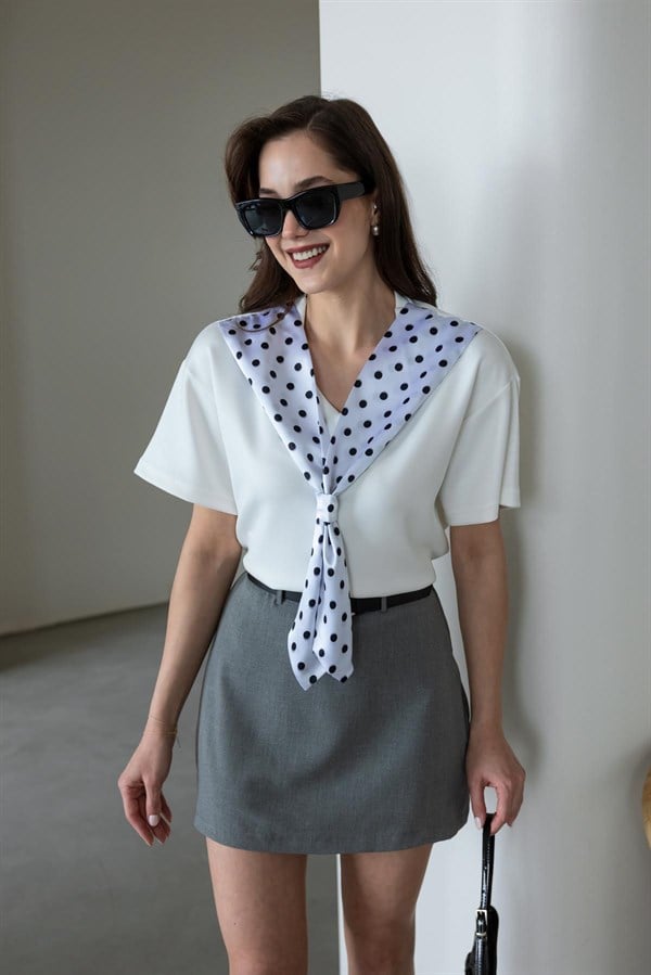 Fular Detaylı T-shirt - BEYAZ