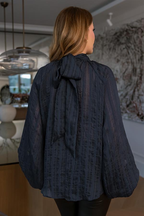 Fularlı Dokulu Transparan Bluz - LACİVERT