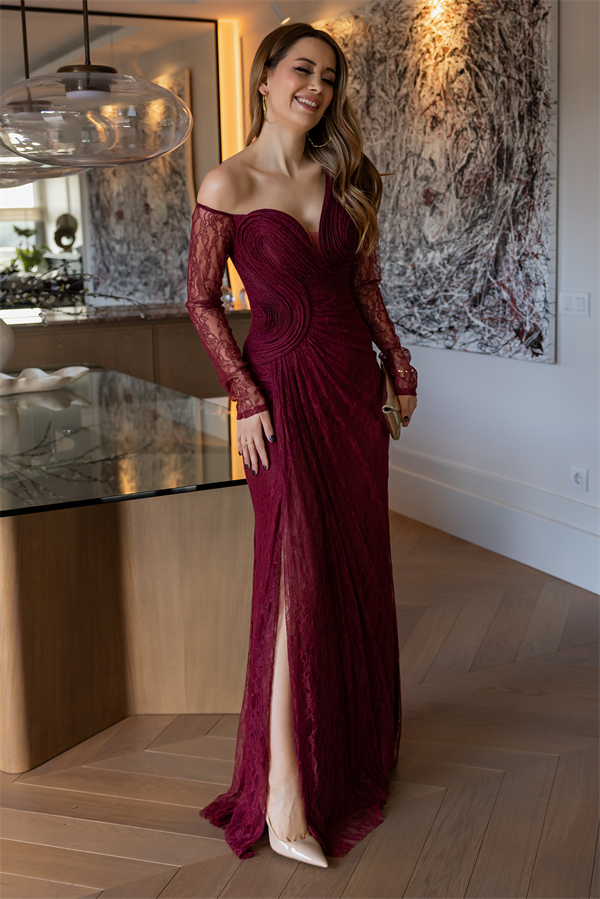 Göğüs Detaylı Dantel Abiye - BORDO