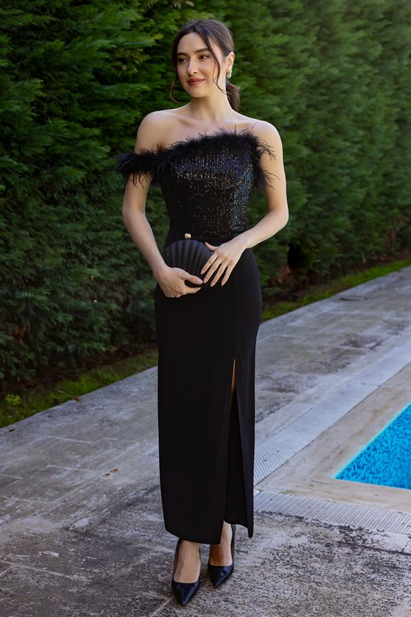 Göğüs Payetli Yırtmaçlı Abiye - SİYAH