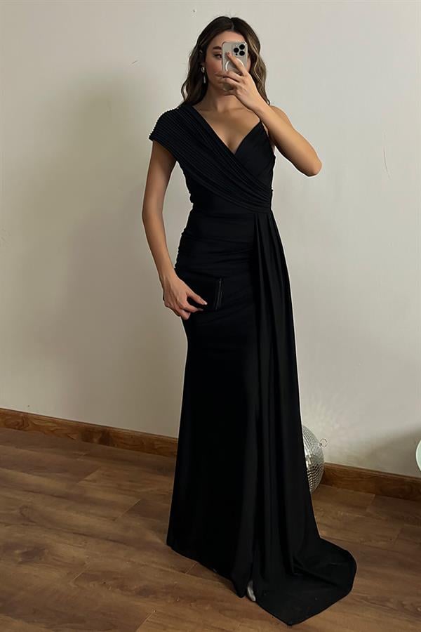 Göğüs Piliseli Omuz Detay Abiye - SİYAH