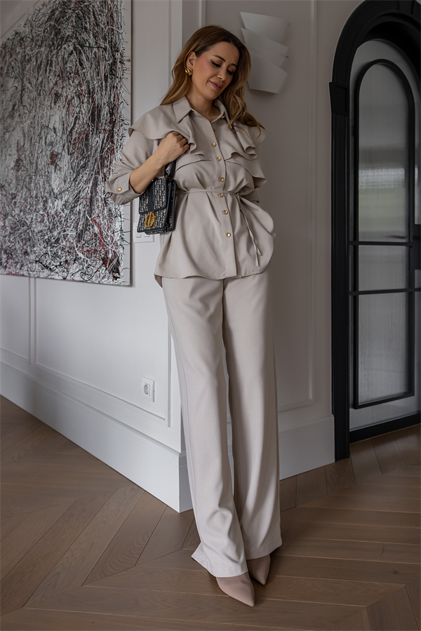 Gold Düğmeli Pelerin Detay Takım - BEJ