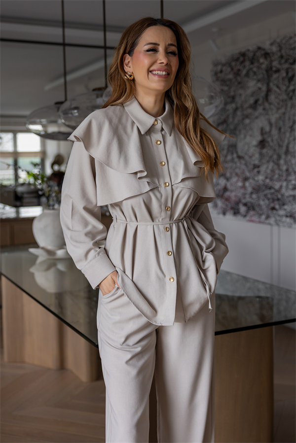 Gold Düğmeli Pelerin Detay Takım - BEJ