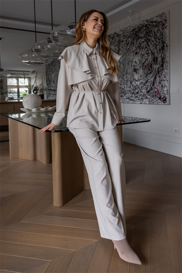 Gold Düğmeli Pelerin Detay Takım - BEJ