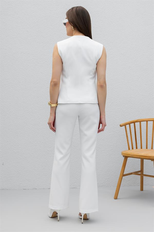 Gold Düğmeli Takım - BEYAZ