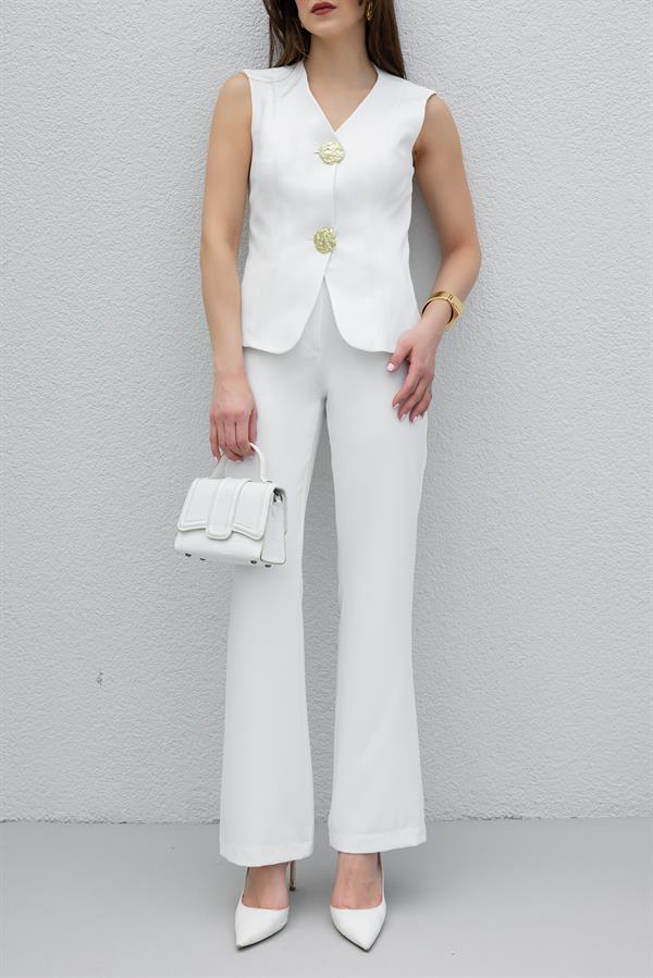 Gold Düğmeli Takım - BEYAZ