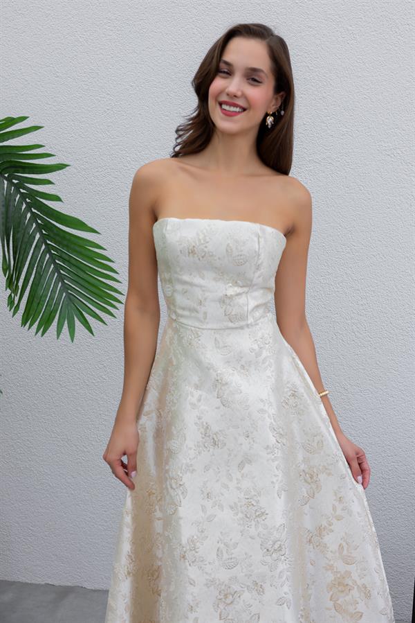 Gold Varaklı Straplez Elbise - KREM