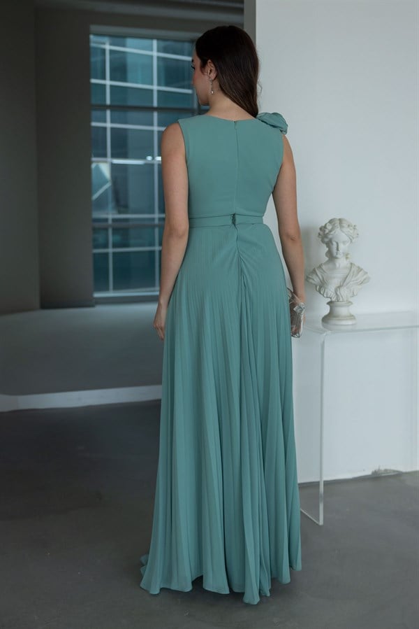 Gül Broşlu Piliseli Abiye - YEŞİL