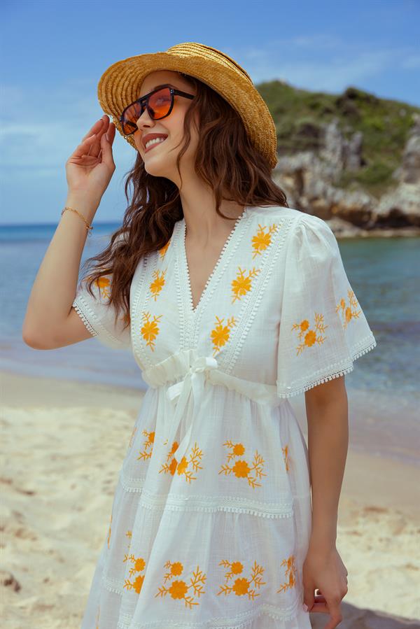 Güpür Şeritli Keten Elbise - BEYAZ