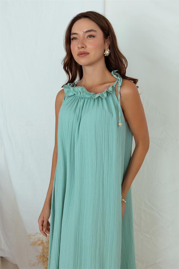 Halter Yaka Boncuk Detay Elbise - MİNT YEŞİL