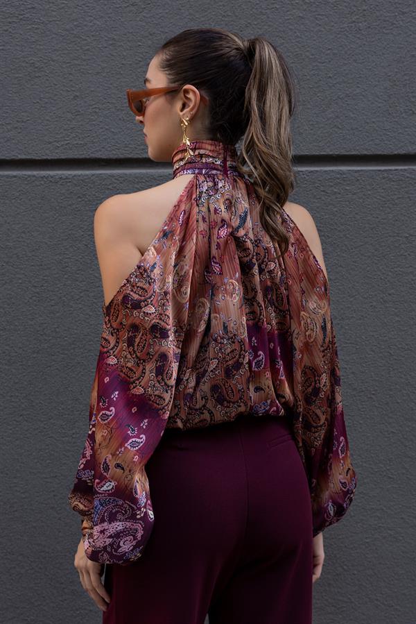 Halter Yaka Omuz Dekolteli Bluz - KİREMİT