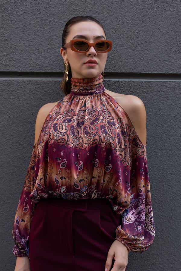 Halter Yaka Omuz Dekolteli Bluz - KİREMİT