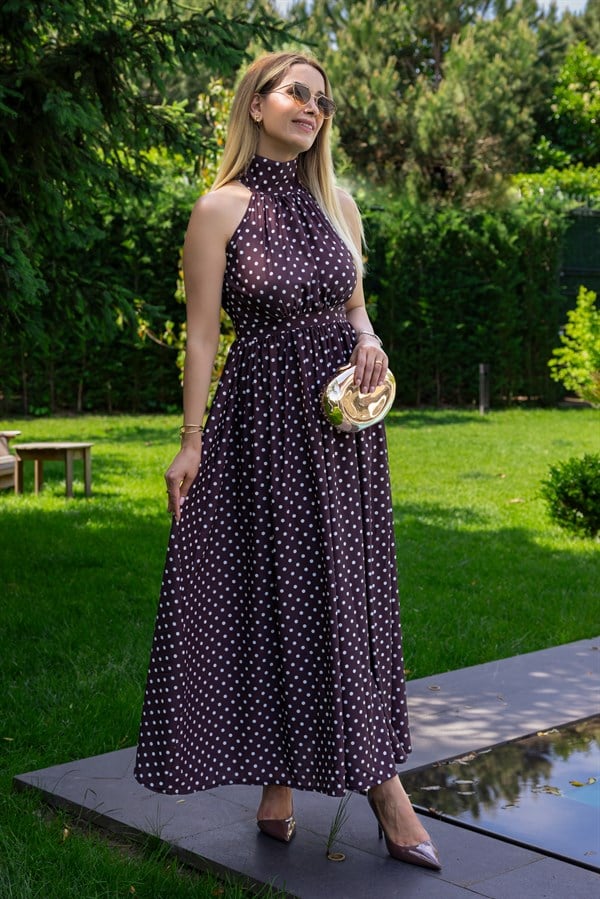 Halter Yaka Puantiyeli Saten Elbise - KAHVERENGİ