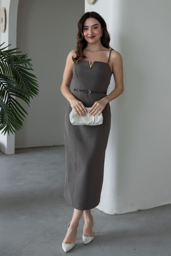 İnce Askılı Yaka Detaylı Elbise - VİZON