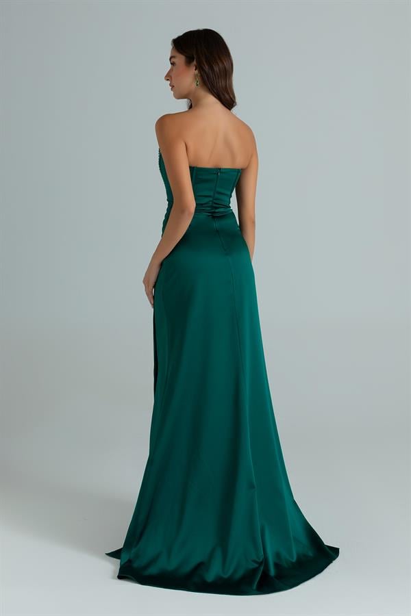 İşlemeli Saten Anvelop Abiye - ZÜMRÜT YEŞİL