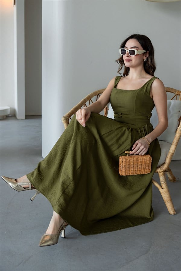 Kare Yaka Büzgülü Elbise - YAĞ YEŞİLİ