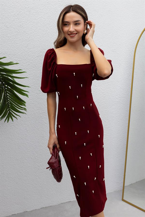 Kare Yaka İnci İşlemeli Elbise - BORDO