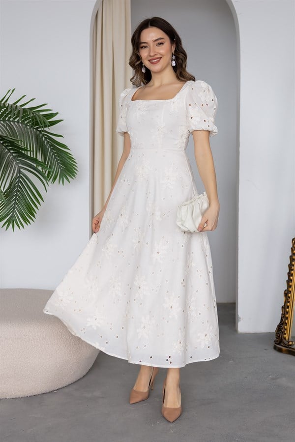 Kare Yaka Nakışlı Elbise - EKRU