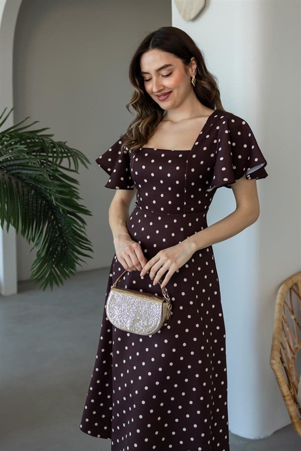Kol Volanlı Puantiyeli Elbise - KAHVERENGİ