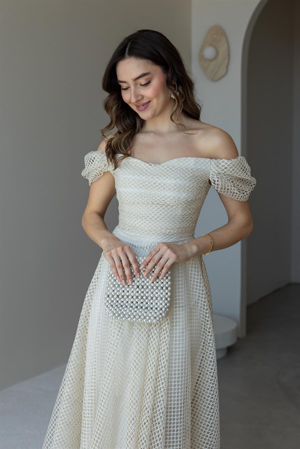 Madonna Yaka Simli Abiye - KREM