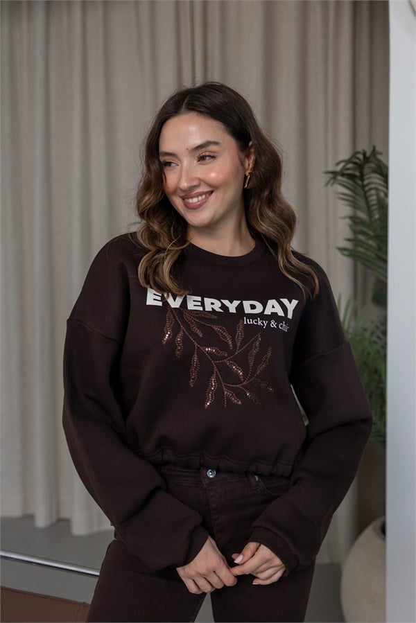 MGZ Nakışlı Yazı Baskılı Crop Sweat - KAHVERENGİ