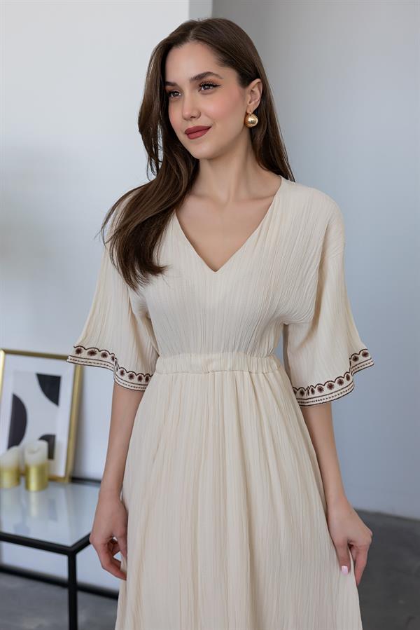 Nakış Detaylı Kloş Elbise - BEJ