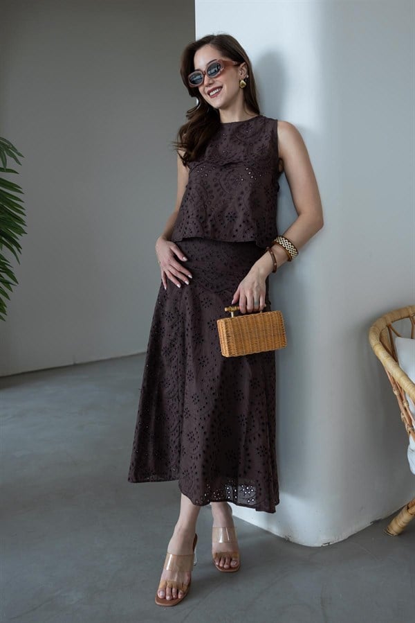 Nakışlı Takım - KAHVERENGİ