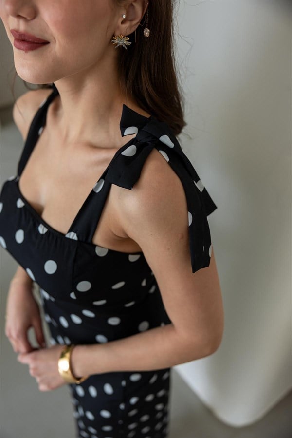 Omuz Bağlamalı Puantiyeli Elbise - SİYAH