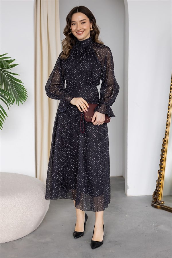Puantiye Desenli Şifon Elbise - SİYAH