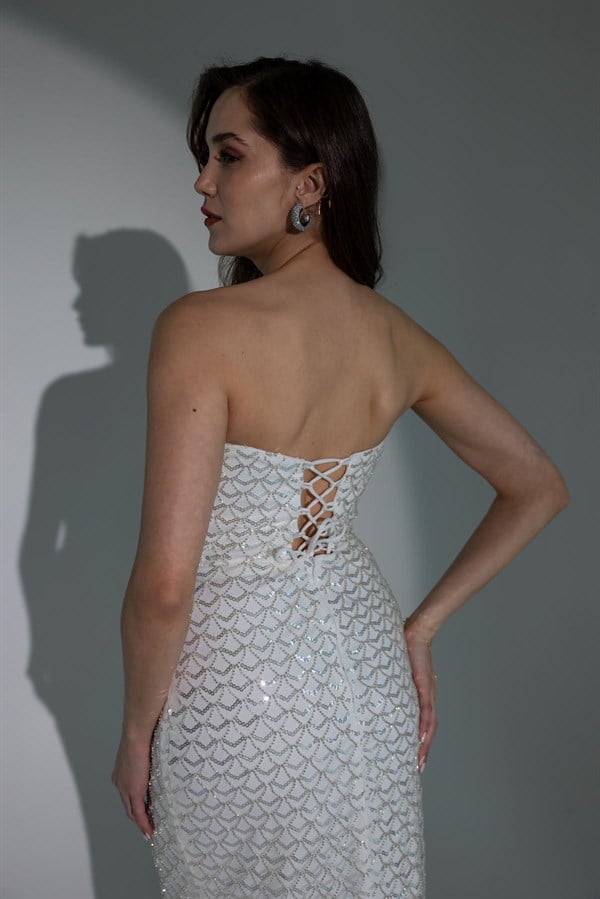 Pul İşlemeli Straplez Abiye - BEYAZ