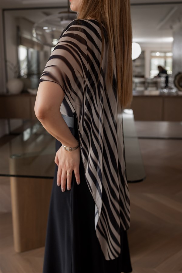 Şal Detaylı Elbise - SİYAH