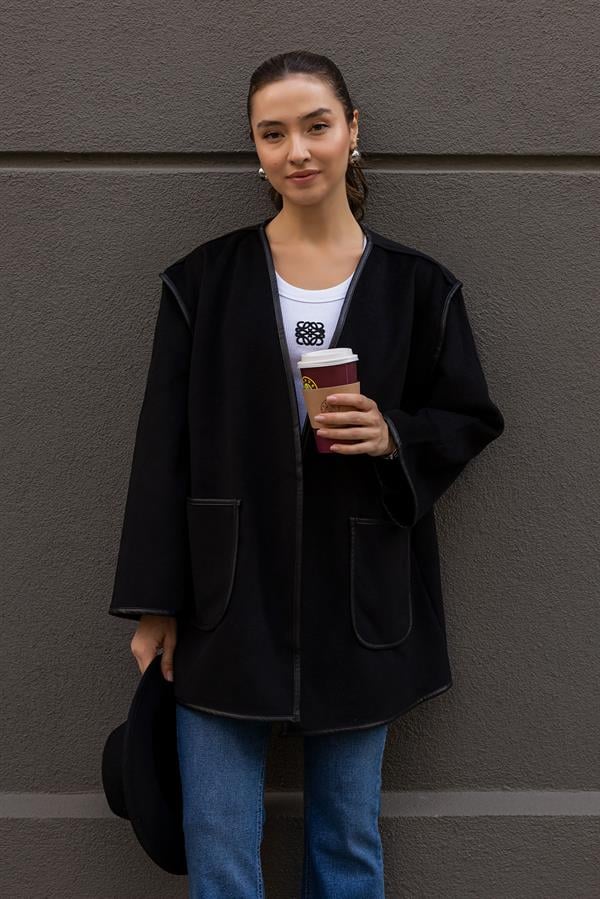 Şerit Geçişli Kaşe Ceket - SİYAH