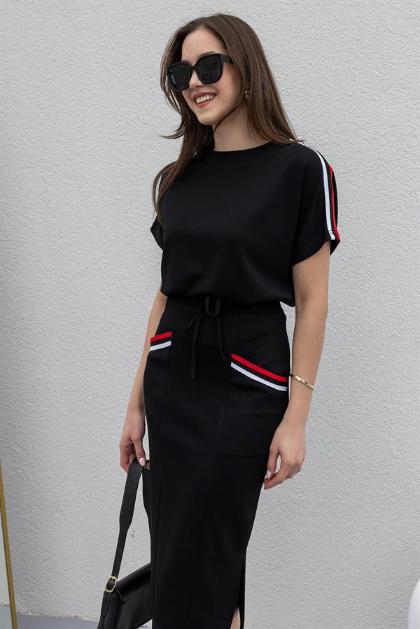 Şeritli Etek Bluz Takım - SİYAH