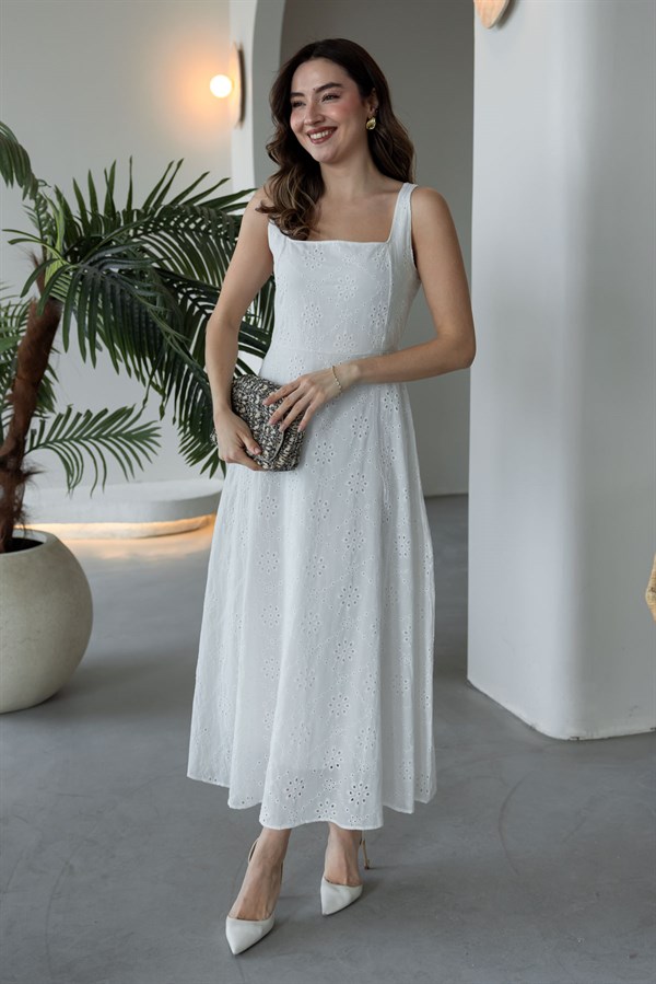 Sıfır Kol Brode Elbise - BEYAZ